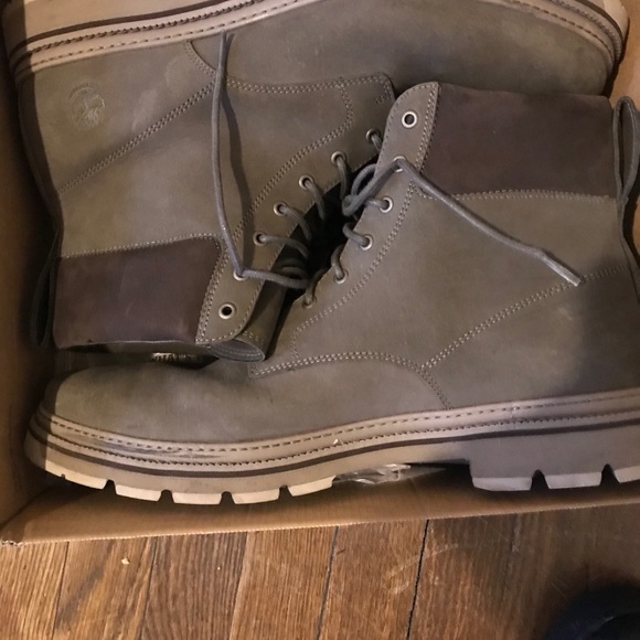 Brand new in the box sway gray timberland boots - Picture 4 of 6